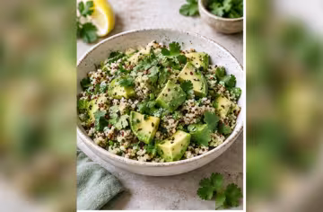 Quinoa-Avocado-Salat mit Koriander